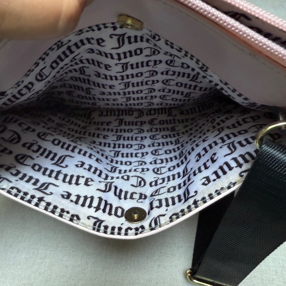 Juicy Couture Crossbody Purse Pink Black Faux Leather Logo Strap Messenger - Picture 12 of 14